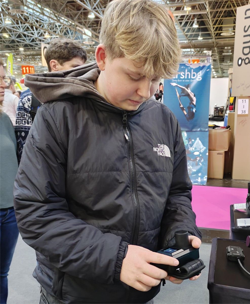 中國(guó)科技實(shí)力搶眼 | 志藍(lán)技術(shù)——水下通信導(dǎo)航系統(tǒng)亮相 BOOT Dusseldorf 中國(guó)科技實(shí)力搶眼 | 志藍(lán)技術(shù)——水下通信導(dǎo)航系統(tǒng)亮相 BOOT Dusseldorf