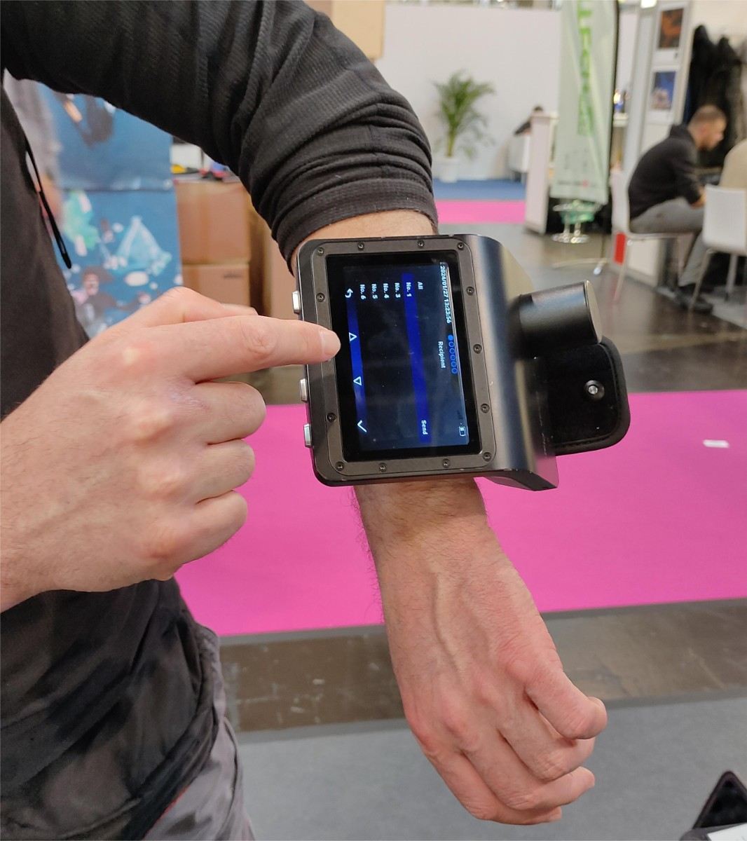 中國(guó)科技實(shí)力搶眼 | 志藍(lán)技術(shù)——水下通信導(dǎo)航系統(tǒng)亮相 BOOT Dusseldorf 中國(guó)科技實(shí)力搶眼 | 志藍(lán)技術(shù)——水下通信導(dǎo)航系統(tǒng)亮相 BOOT Dusseldorf