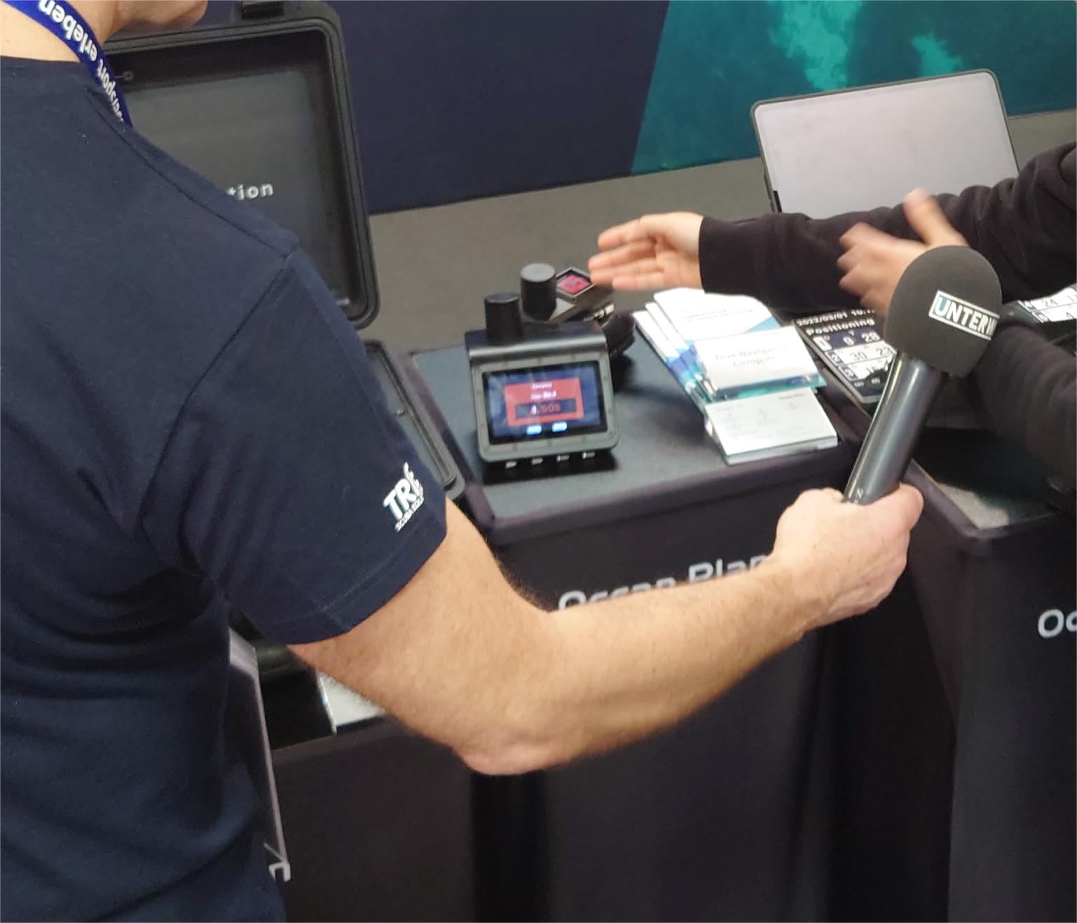 中國(guó)科技實(shí)力搶眼 | 志藍(lán)技術(shù)——水下通信導(dǎo)航系統(tǒng)亮相 BOOT Dusseldorf 中國(guó)科技實(shí)力搶眼 | 志藍(lán)技術(shù)——水下通信導(dǎo)航系統(tǒng)亮相 BOOT Dusseldorf